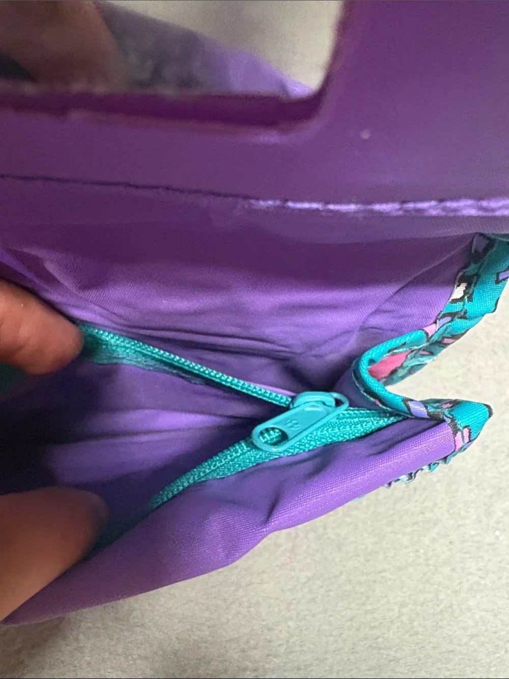 Disney Minnie Mouse Purple and Teal Kids Wristlet Purse